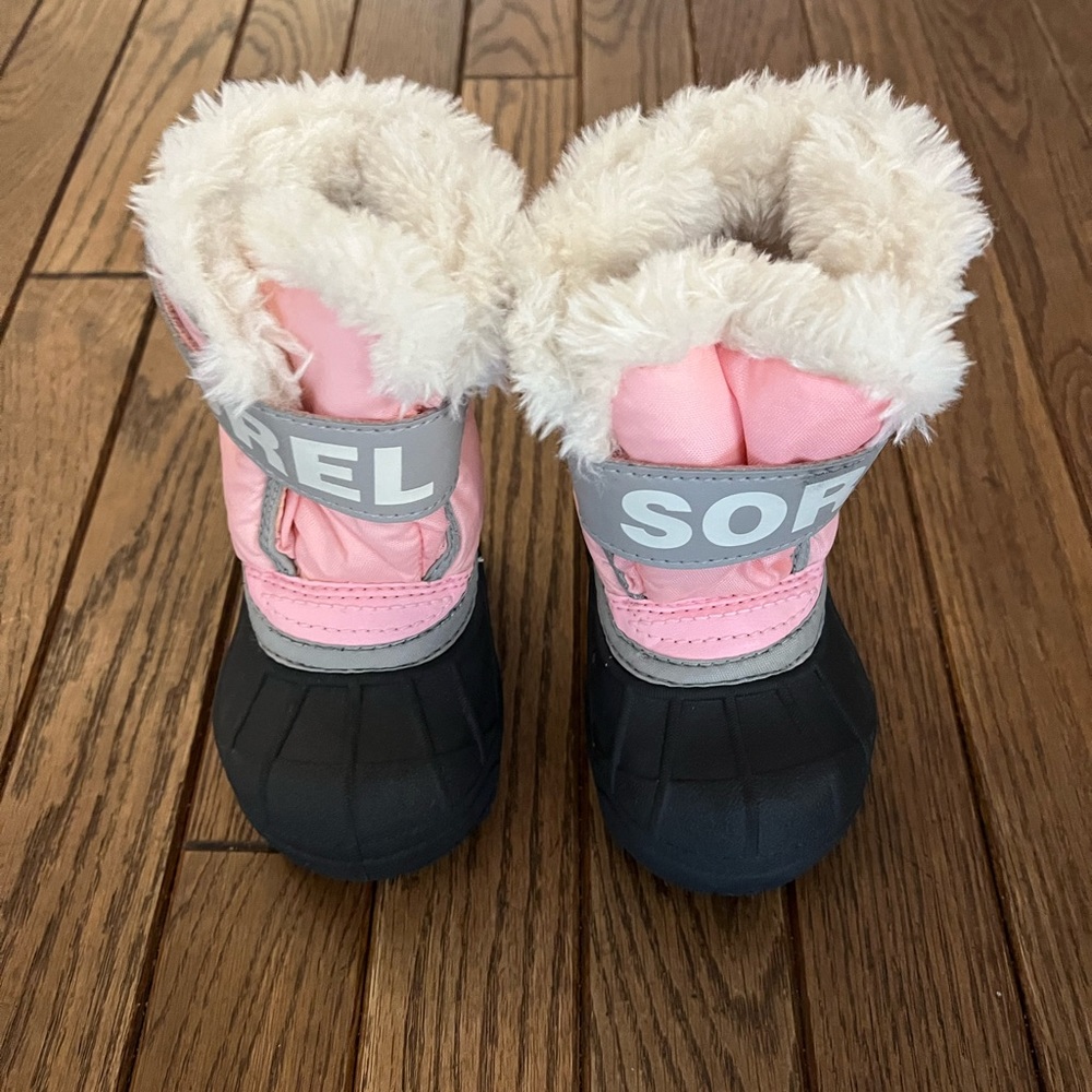 Size 4 Toddler Sorel Snow Boots